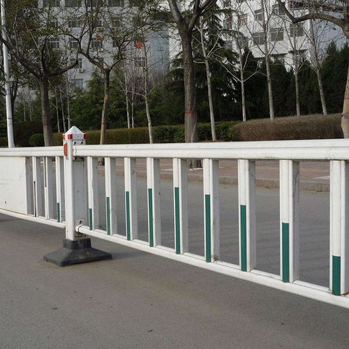 安平康迅护栏 图 道路隔离护栏厂家 道路隔离护栏
